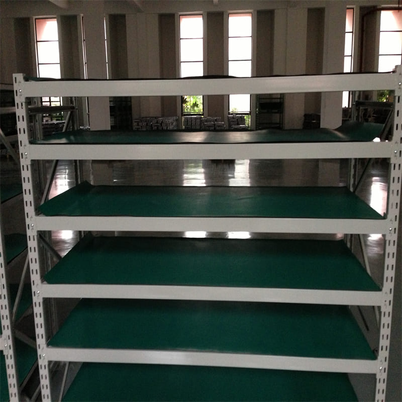 润岐承接上海某电子科技公司中型货架防静电胶皮施工完工